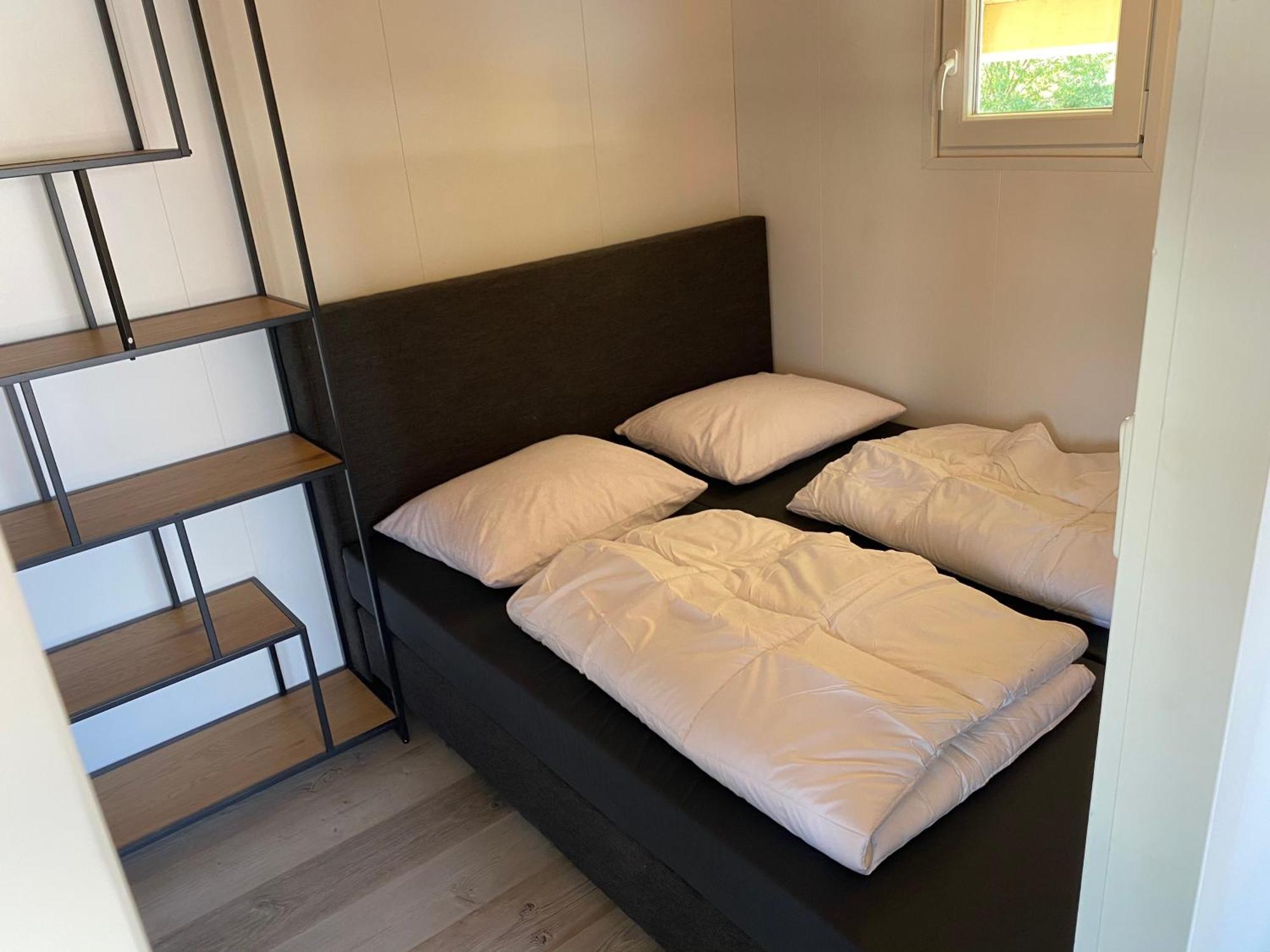 Marinaparcs Almere Bilik gambar