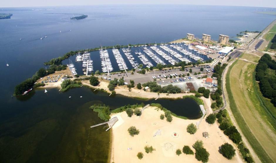 Marinaparcs Almere Luaran gambar