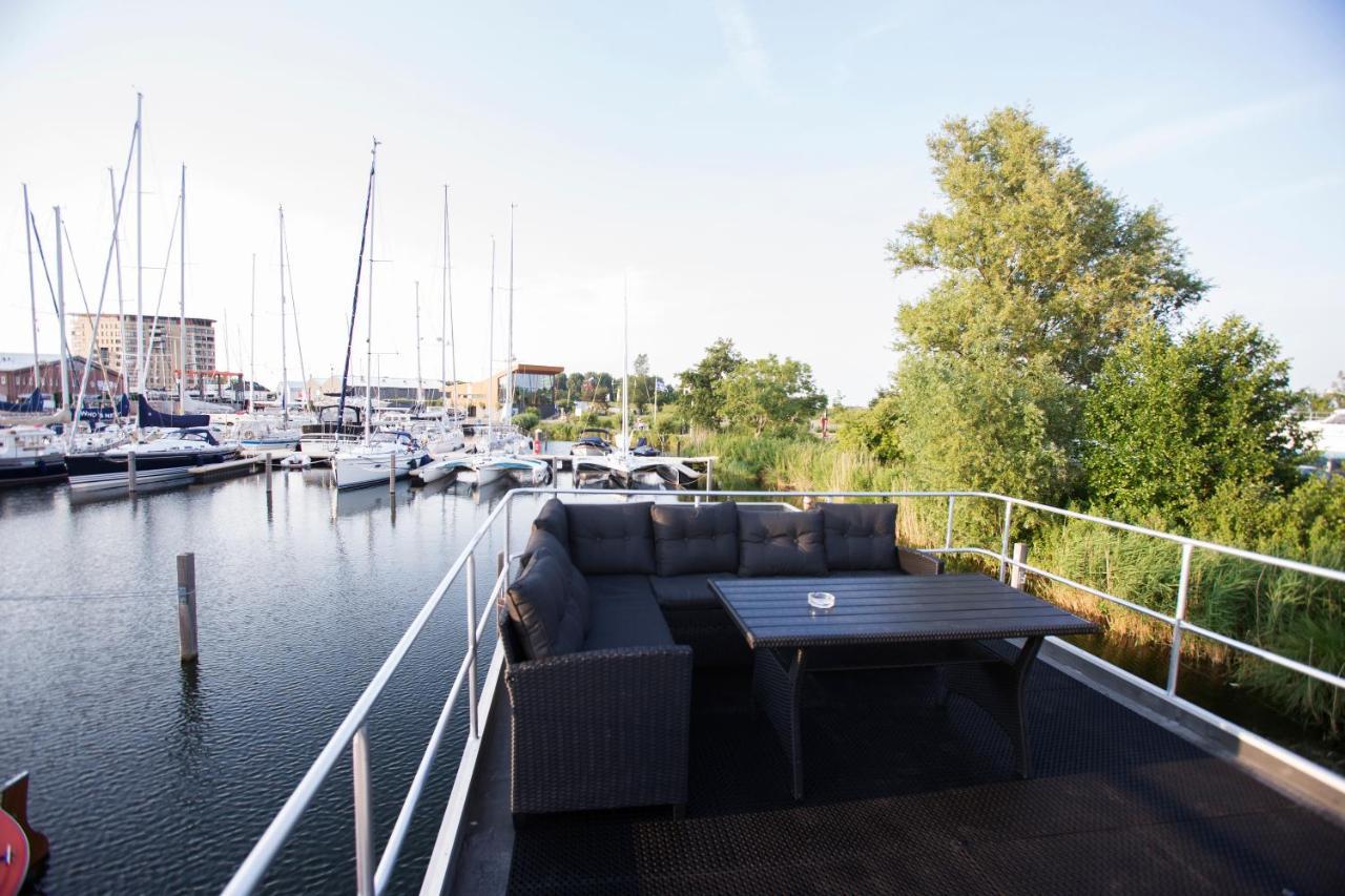 Marinaparcs Almere Luaran gambar